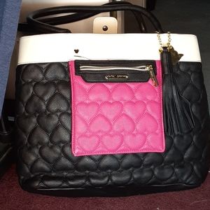 Large tote betsy Johnson